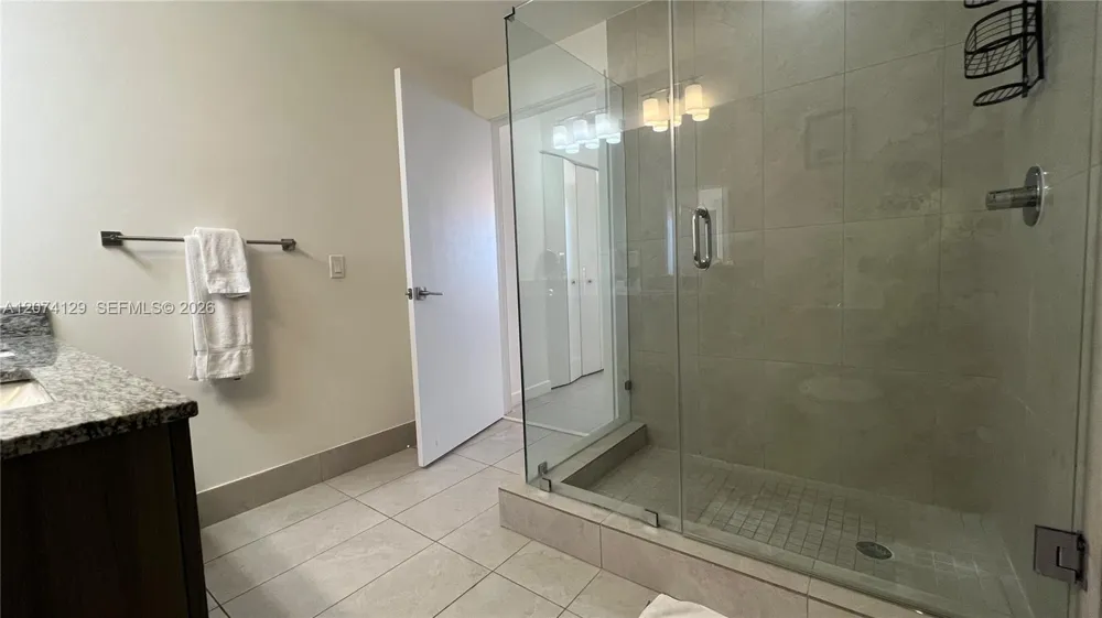 5350 NW 84th Ave #1605 Doral, FL 33166