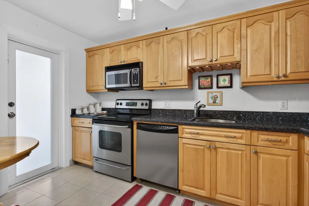 2731 NE 14TH ST Causeway #405 Pompano Beach, FL 33062
