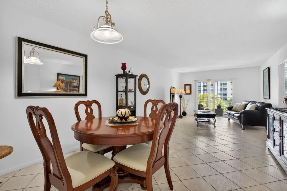 2731 NE 14TH ST Causeway #405 Pompano Beach, FL 33062