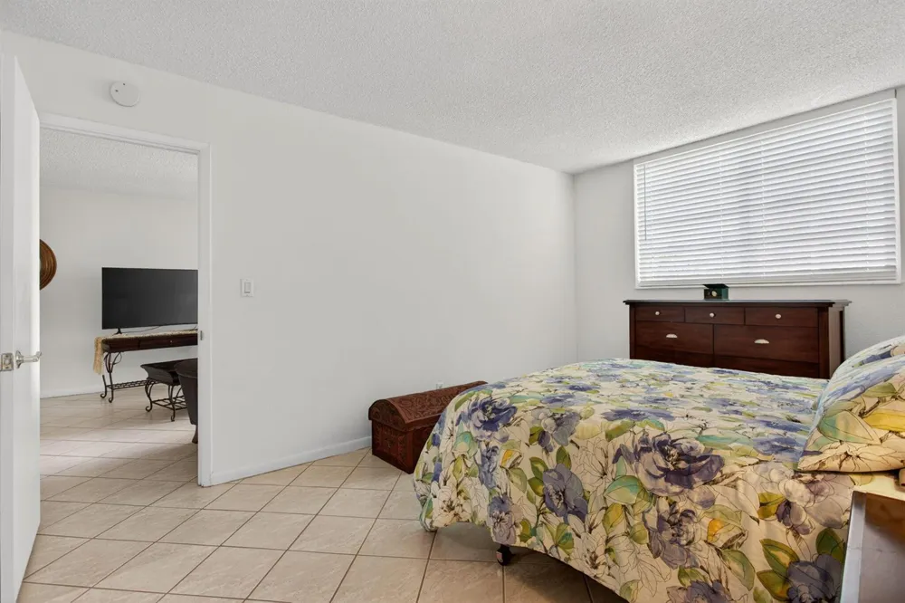 2731 NE 14TH ST Causeway #405 Pompano Beach, FL 33062
