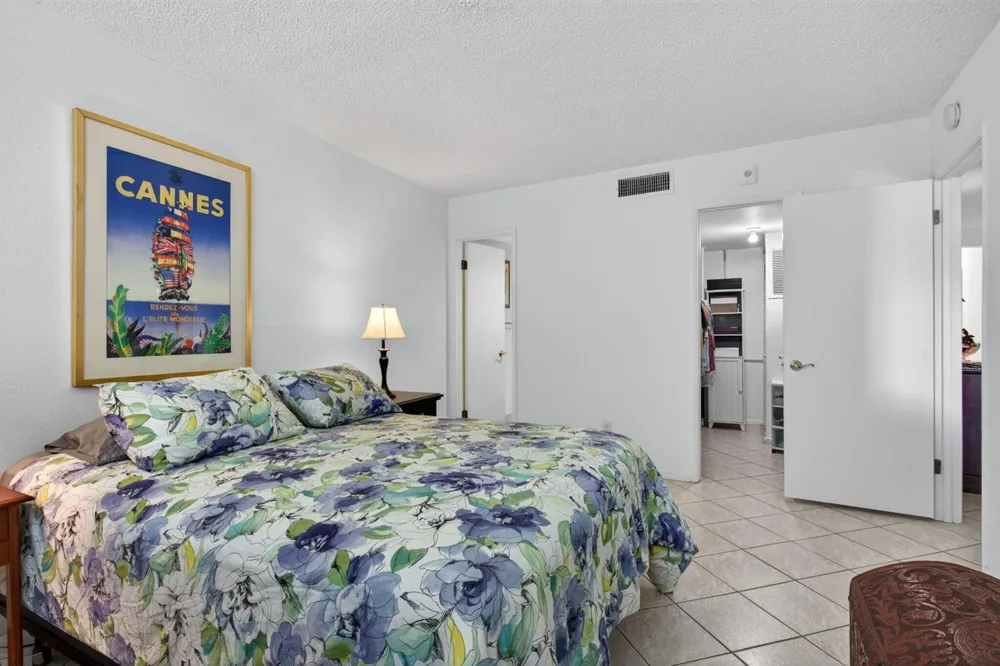 2731 NE 14TH ST Causeway #405 Pompano Beach, FL 33062