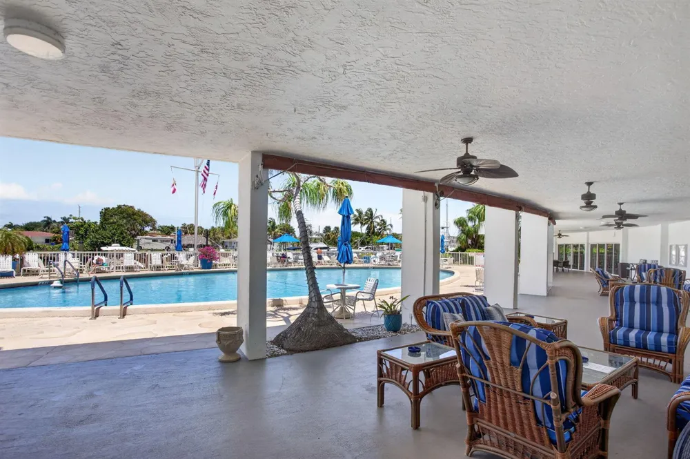 2731 NE 14TH ST Causeway #405 Pompano Beach, FL 33062