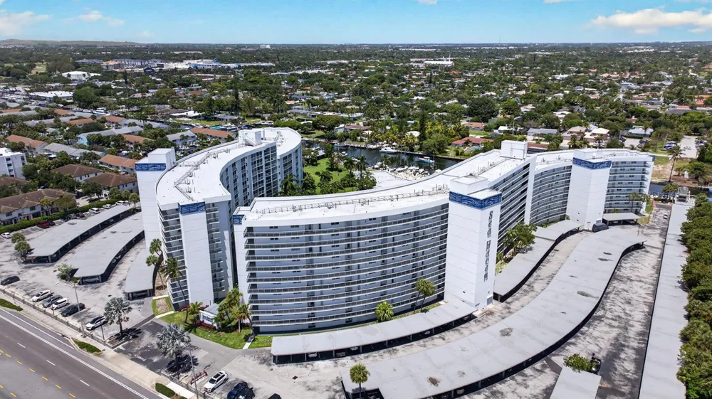 2731 NE 14TH ST Causeway #405 Pompano Beach, FL 33062