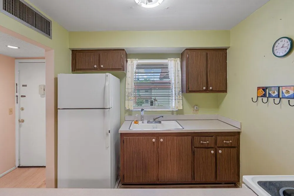 12026 GREENWAY CIRCLE S #202 Royal Palm Beach, FL 33411