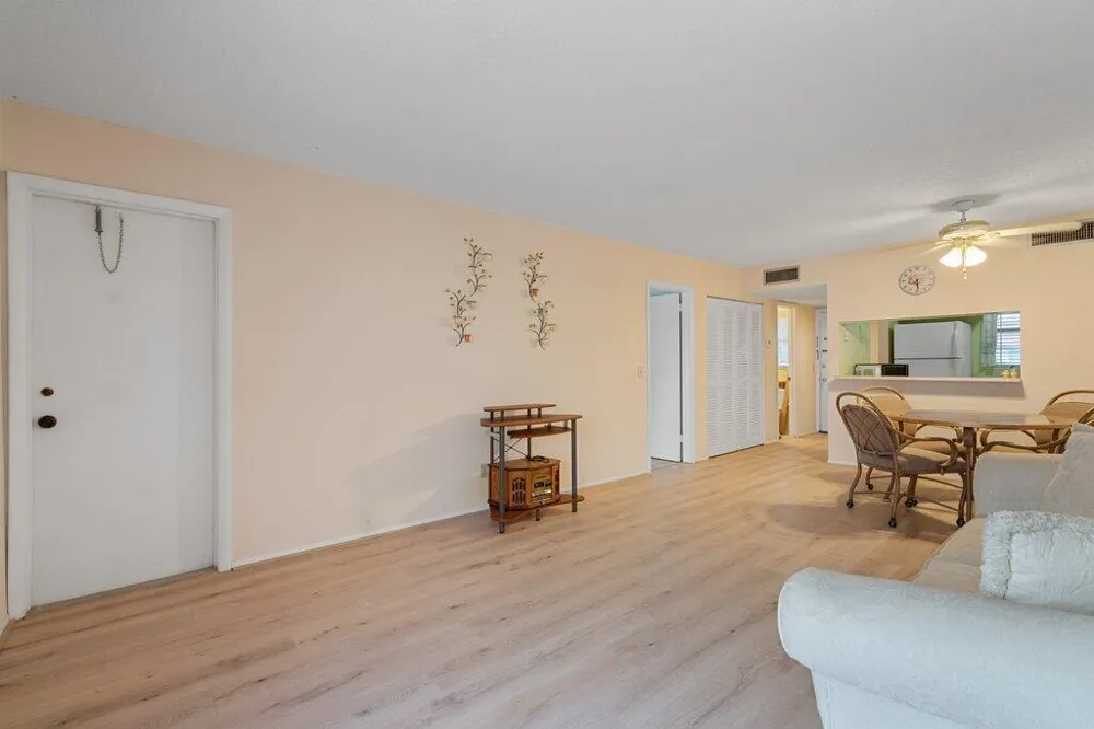 12026 GREENWAY CIRCLE S #202 Royal Palm Beach, FL 33411