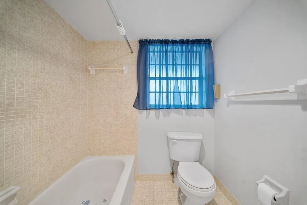 12026 GREENWAY CIRCLE S #202 Royal Palm Beach, FL 33411