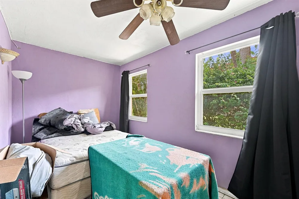 6 Spinning Wheel Lane Tamarac, FL 33319
