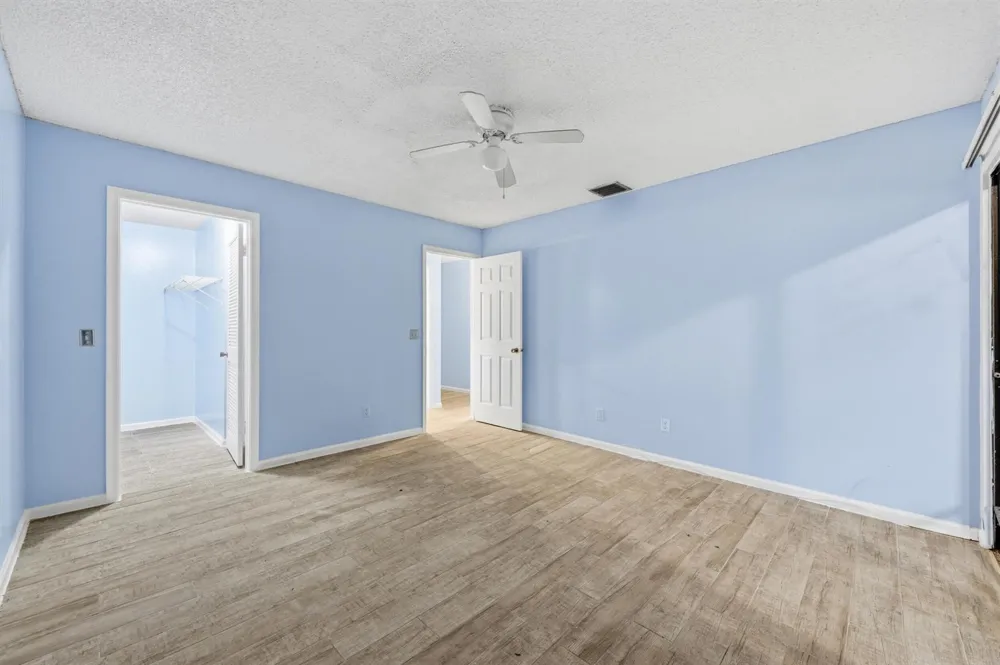 506 GLENWOOD DRIVE West Palm Beach, FL 33415