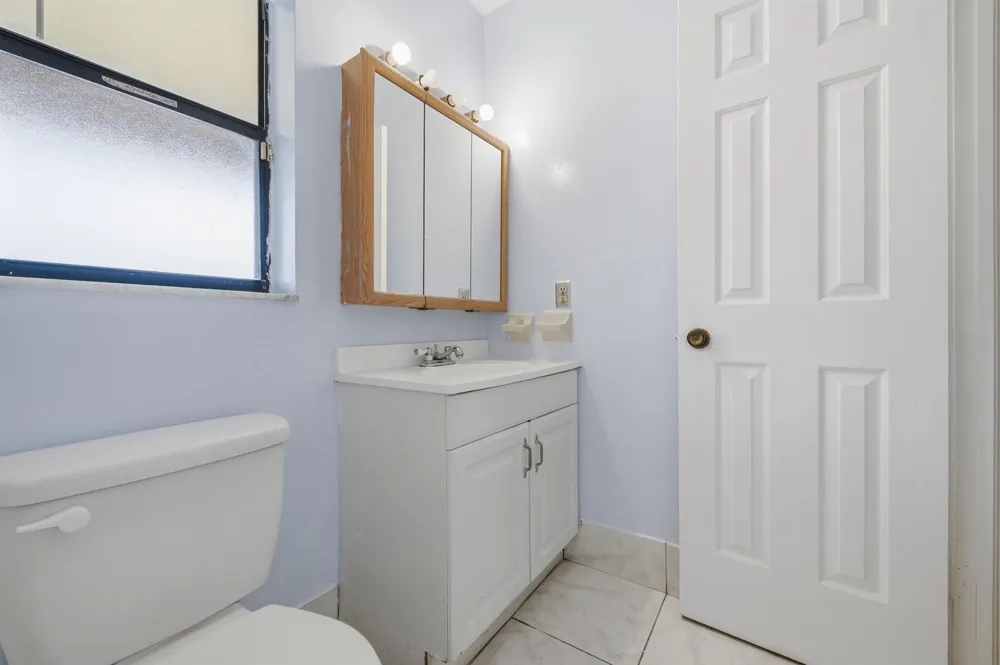 506 GLENWOOD DRIVE West Palm Beach, FL 33415