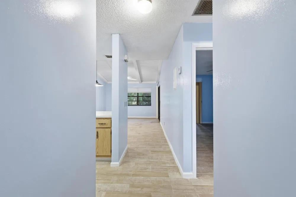 506 GLENWOOD DRIVE West Palm Beach, FL 33415