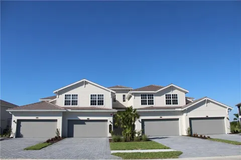 5746 OAKMONT COURT #8321