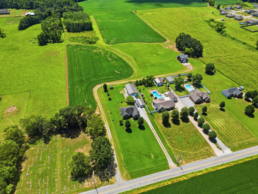 282 Highway 259 Portland, TN 37148