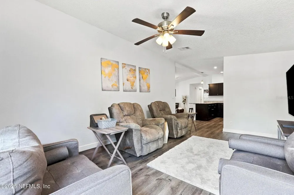 905 SAINT JOHNS AVENUE Green Cove Springs, FL 32043