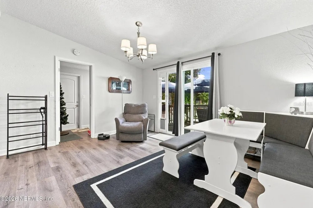 905 SAINT JOHNS AVENUE Green Cove Springs, FL 32043