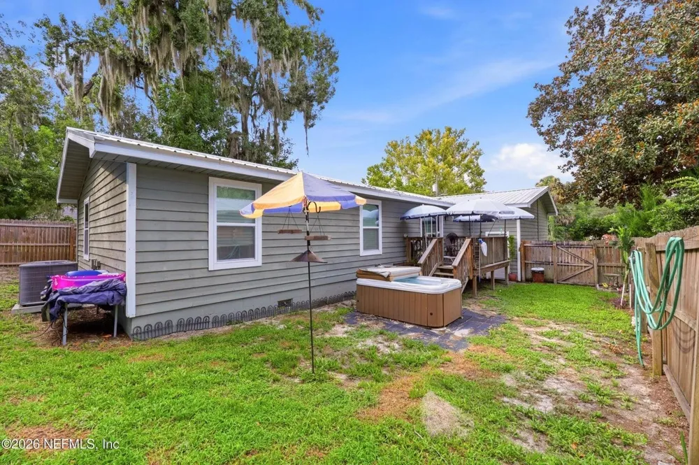 905 SAINT JOHNS AVENUE Green Cove Springs, FL 32043
