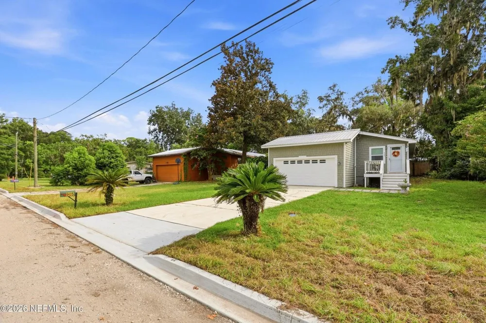 905 SAINT JOHNS AVENUE Green Cove Springs, FL 32043