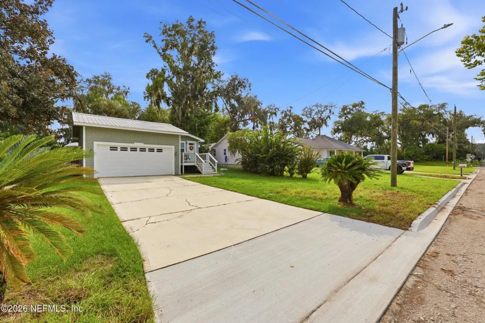 905 SAINT JOHNS AVENUE Green Cove Springs, FL 32043