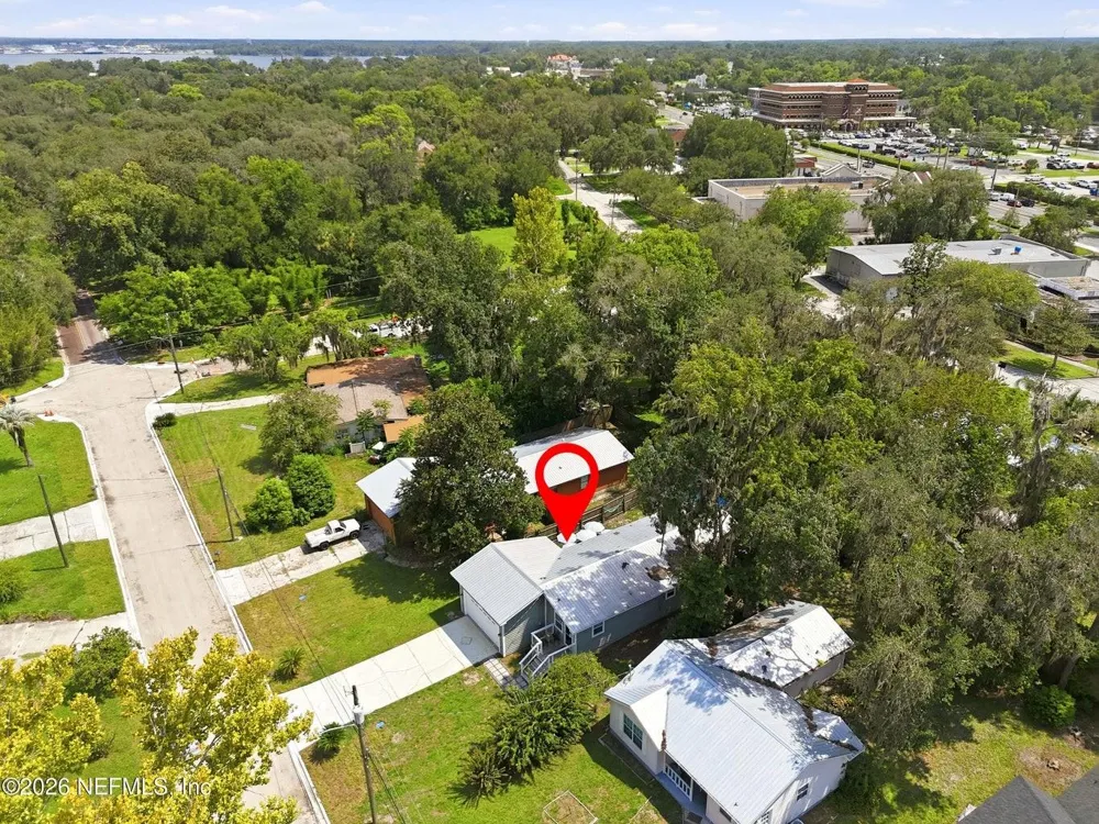 905 SAINT JOHNS AVENUE Green Cove Springs, FL 32043