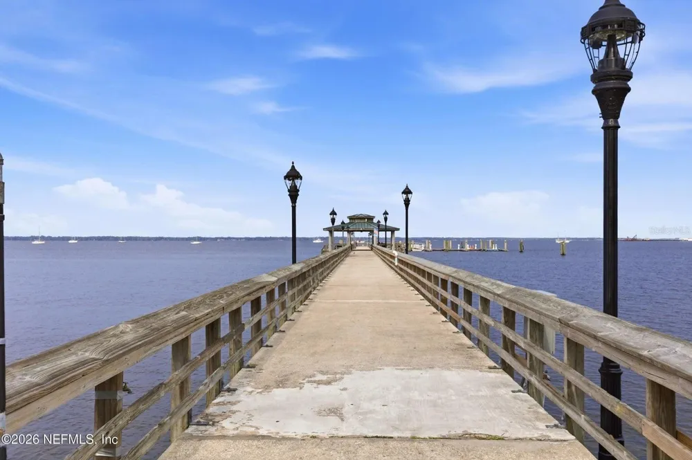 905 SAINT JOHNS AVENUE Green Cove Springs, FL 32043