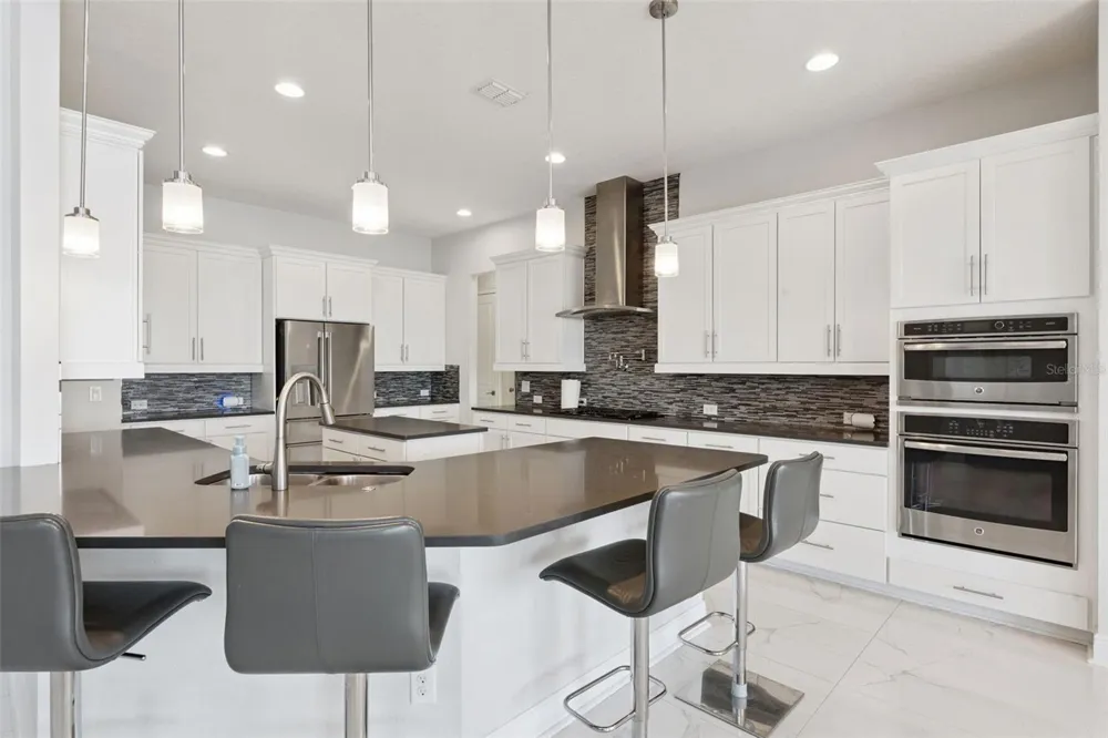 7693 GREEN MOUNTAIN WAY Winter Garden, FL 34787