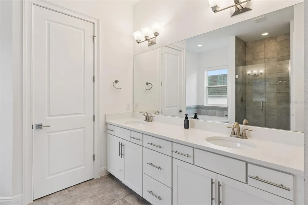 7693 GREEN MOUNTAIN WAY Winter Garden, FL 34787