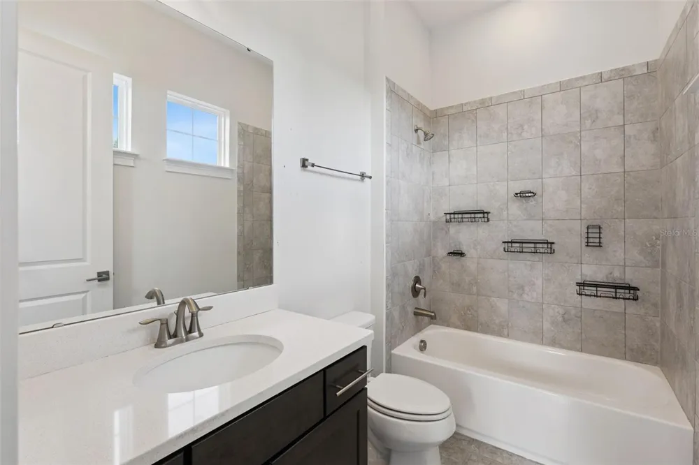 7693 GREEN MOUNTAIN WAY Winter Garden, FL 34787