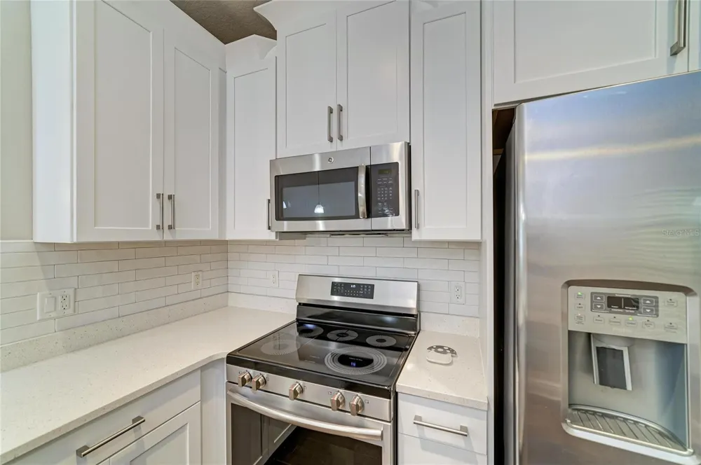 4991 OARSMAN COURT Sarasota, FL 34243