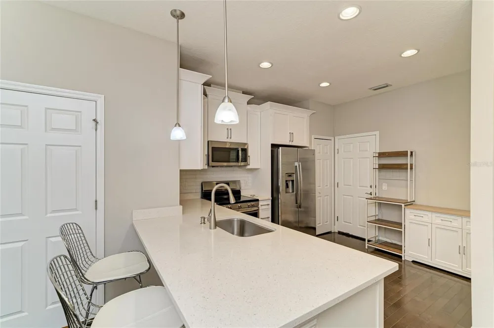 4991 OARSMAN COURT Sarasota, FL 34243
