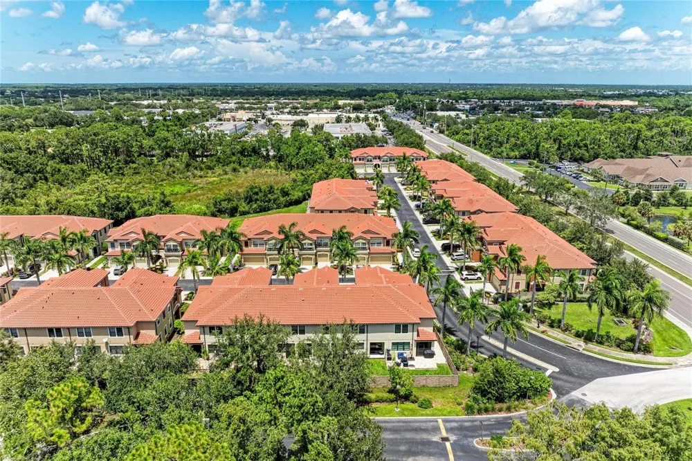 4991 OARSMAN COURT Sarasota, FL 34243