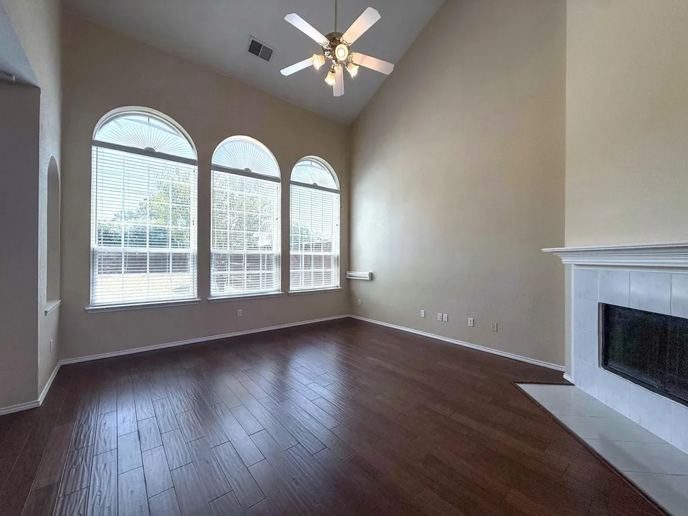 1616 Endicott Drive Plano, TX 75025