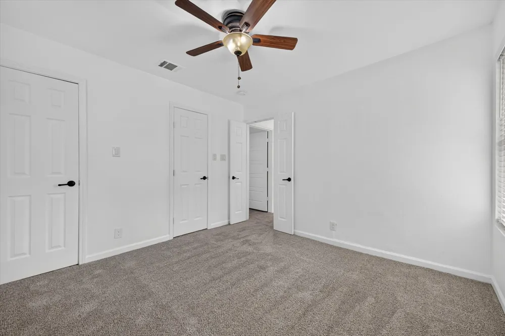 906 Euclid Street Cleburne, TX 76033