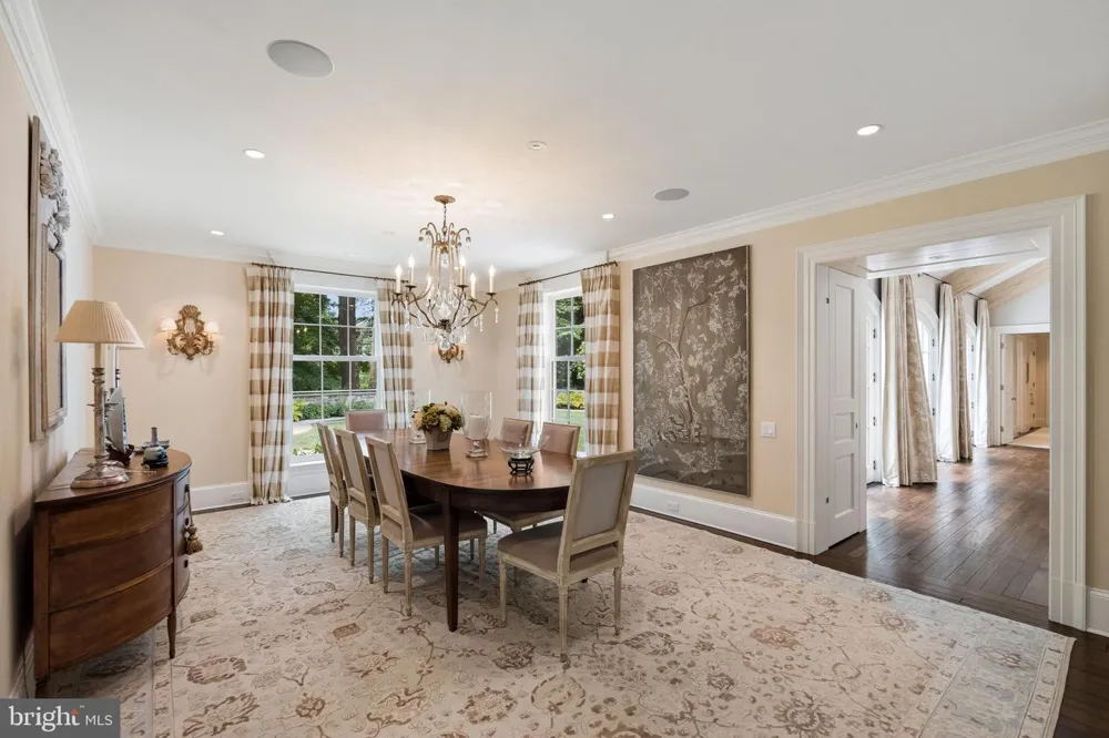 4940 INDIAN LANE NW Washington, DC 20016