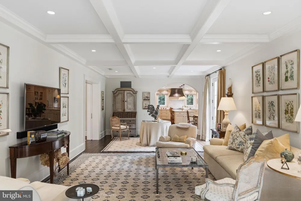4940 INDIAN LANE NW Washington, DC 20016
