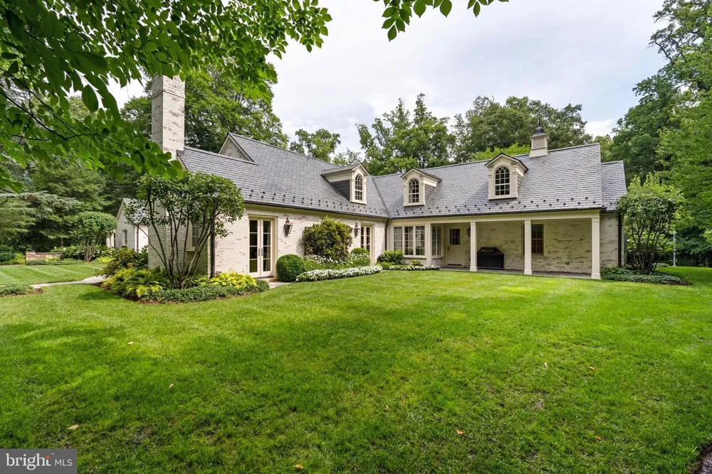 4940 INDIAN LANE NW Washington, DC 20016