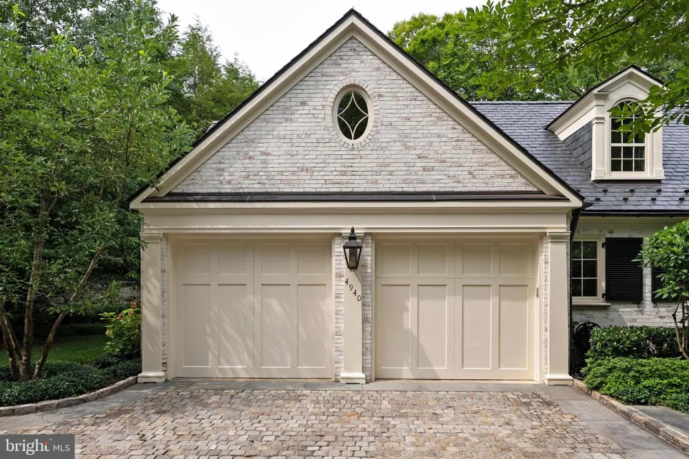 4940 INDIAN LANE NW Washington, DC 20016