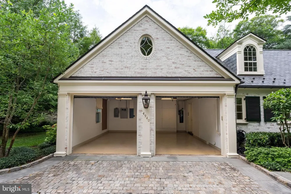 4940 INDIAN LANE NW Washington, DC 20016