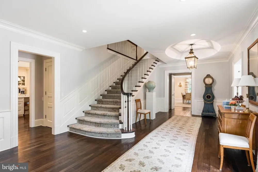 4940 INDIAN LANE NW Washington, DC 20016