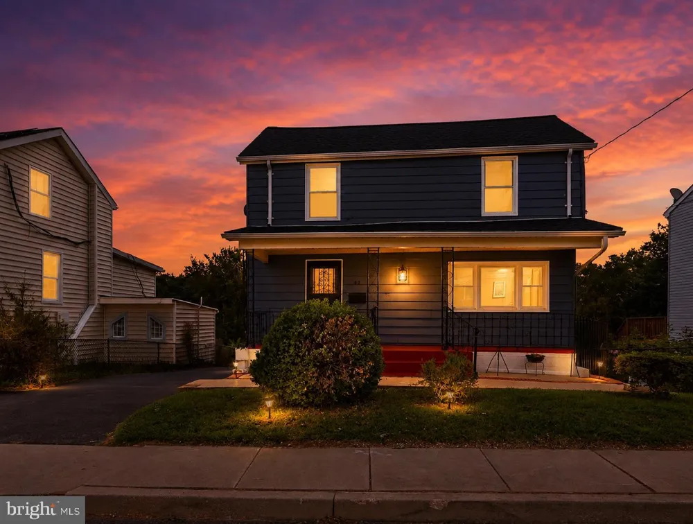 42 WINTERS LANE Baltimore, MD 21228