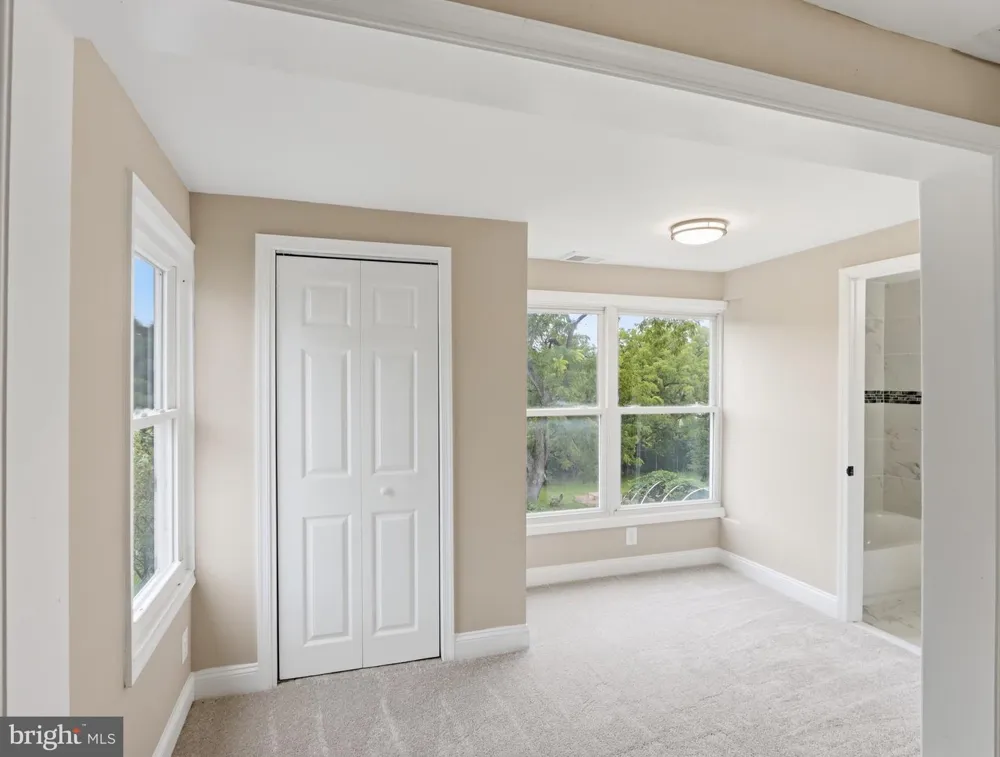 42 WINTERS LANE Baltimore, MD 21228