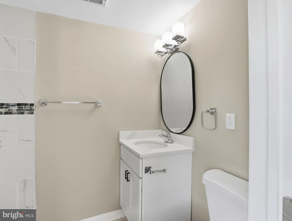 42 WINTERS LANE Baltimore, MD 21228