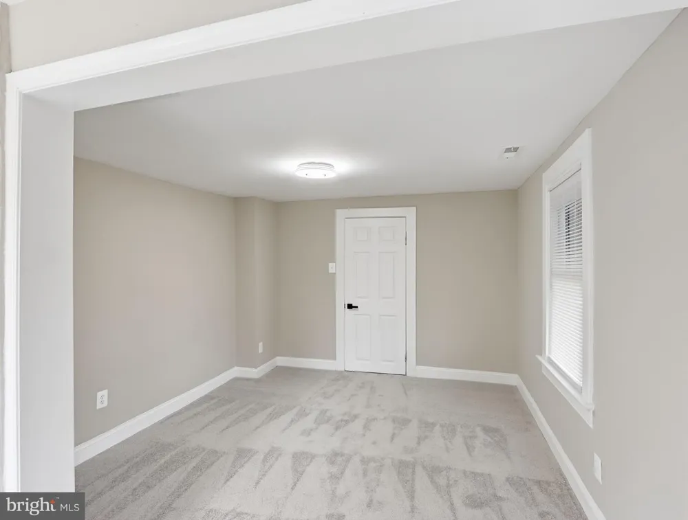 42 WINTERS LANE Baltimore, MD 21228