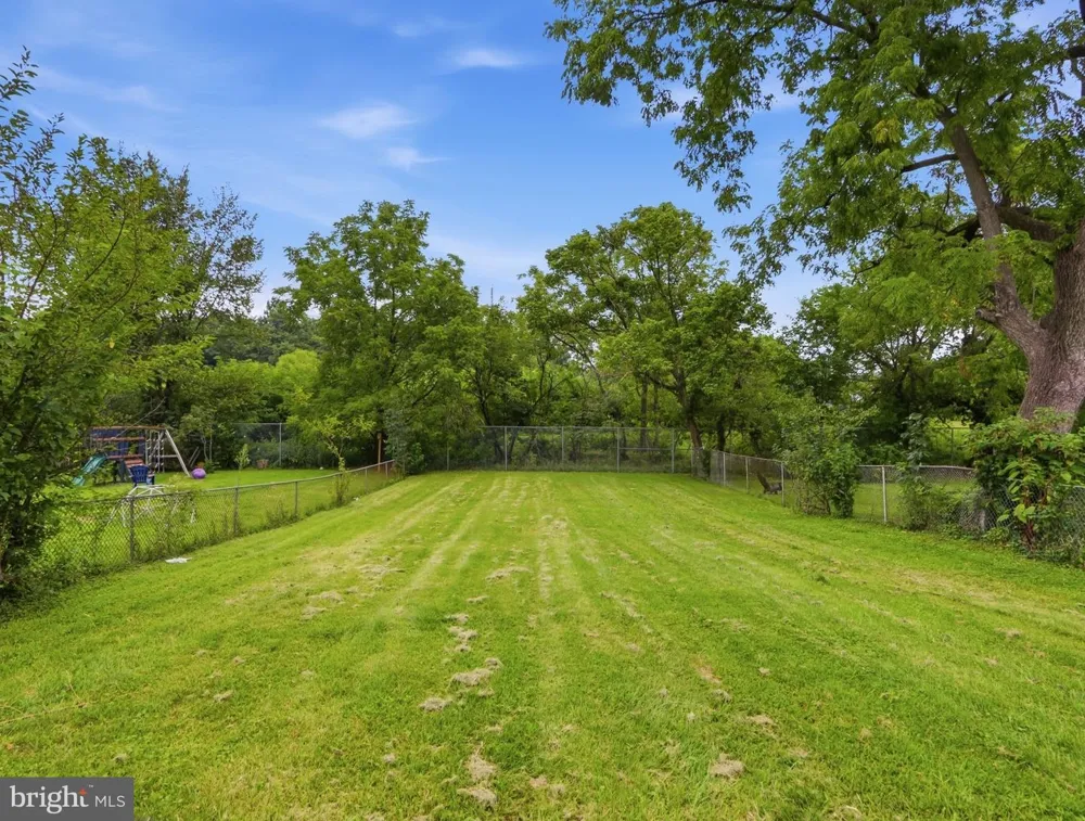42 WINTERS LANE Baltimore, MD 21228