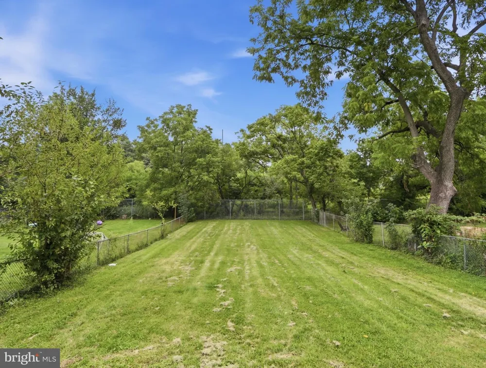 42 WINTERS LANE Baltimore, MD 21228
