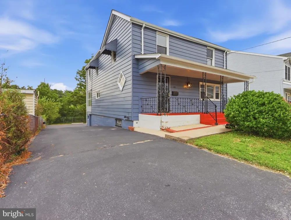 42 WINTERS LANE Baltimore, MD 21228