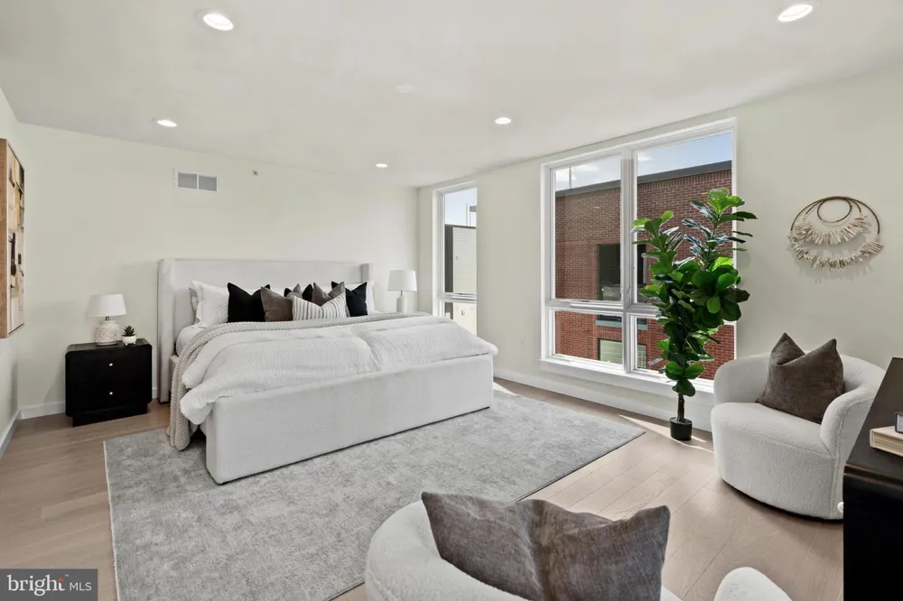 616 BRENNA WALK Philadelphia, PA 19123