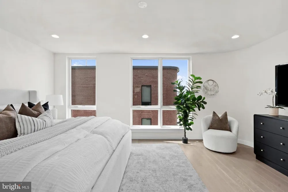 616 BRENNA WALK Philadelphia, PA 19123