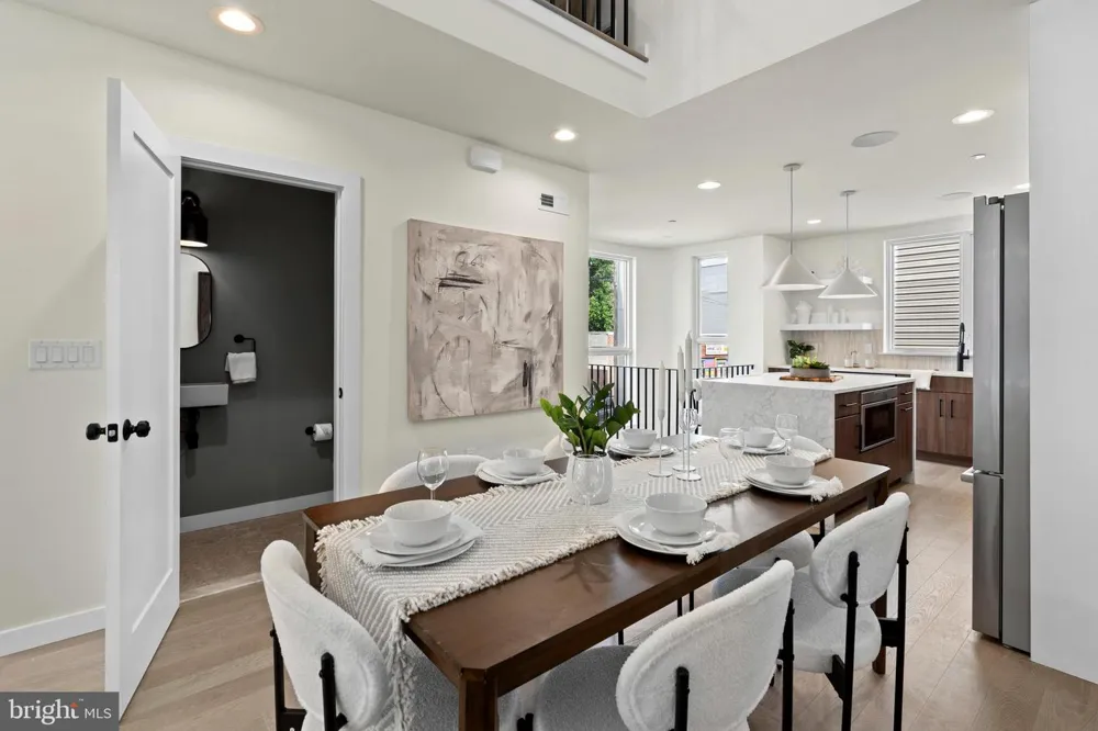 616 BRENNA WALK Philadelphia, PA 19123