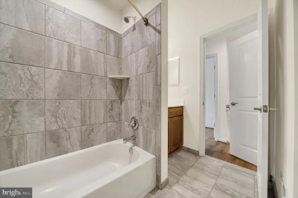 7819 WOLF RUN LANE Severn, MD 21144
