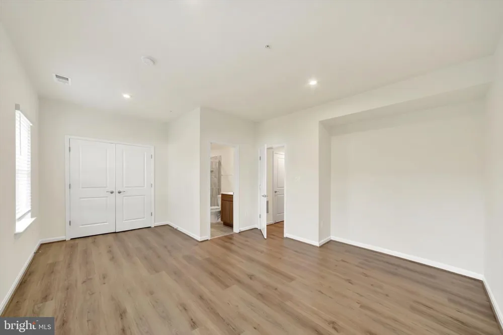 7819 WOLF RUN LANE Severn, MD 21144