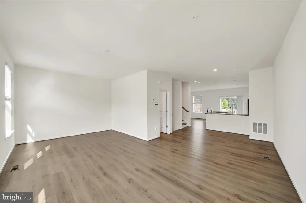 7819 WOLF RUN LANE Severn, MD 21144
